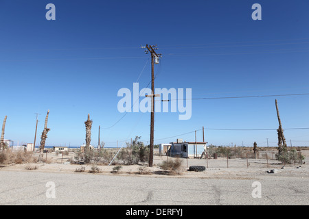 Tossico chiamato lago Salton Sea situato vicino a Coachella Valley in California. Una volta che una popolare località di mare ora un haunted posto vuoto. Foto Stock