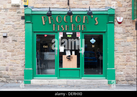 Proctor's Fish e Chip Shop Bakewell DERBYSHIRE REGNO UNITO Foto Stock