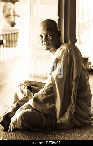 Monaco buddista. Il Wat Phra Kaew, o il Tempio del Buddha di Smeraldo. Il Grand Palace. Bangkok, Thailandia, in Asia. Foto Stock