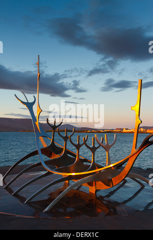 Solfar scultura di Suncraft. (Sun voyager). Foto Stock