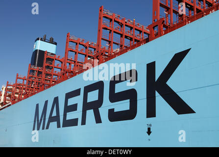 Copenhagen, Danimarca, Sett. 23rd. Maersk Line del triplice-e maestosa nave Maersk arrivati a Langelinie nel porto di Copenaghen la scorsa notte per una settimana di presentazione e il nome dando cerimonia. Il Mercoledì la Sua Altezza Reale la Principessa nomi del mondo la più grande nave.Questo segna l'apertura del recipiente e l'esposizione a Langelinie, e il pubblico è offerto un tour sul contenitore di spedizione. Oltre 42.000 persone hanno già prenotato il biglietto a bordo della nave, 400m lungo e 59m di larghezza. Il Majestic Maersk è il secondo di Maersk's 20 ordinati Triple-e navi. Credito: Niels Quist / Alamy Liv Foto Stock