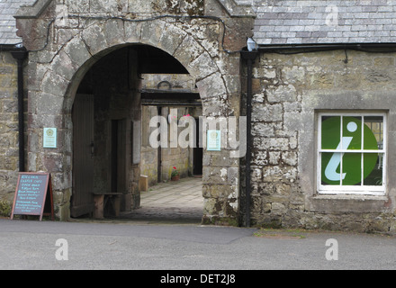 Ingresso al castello di Kielder Visitor Center, a Kielder Water & Forest Park, Northumberland, England, Regno Unito Foto Stock