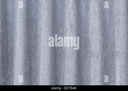 Ondulati di cemento amianto del tetto del materiale di copertura Foto Stock