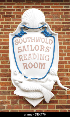 Placca alla vecchia Southwold marinai sala lettura, Southwold, Suffolk Foto Stock