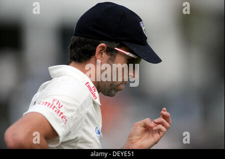 Graham cipolle di Durham guarda pensieroso contro Sussex durante il secondo giorno giocare nel loro campionato LV partita di cricket Foto Stock