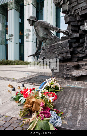 Candele su insurrezione di Varsavia 1944 Monumento in memoria Foto Stock