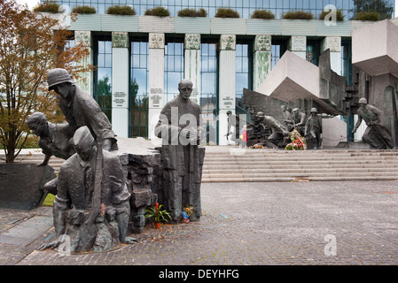 Statua di ribelli alla insurrezione di Varsavia 1944 Monumento Foto Stock