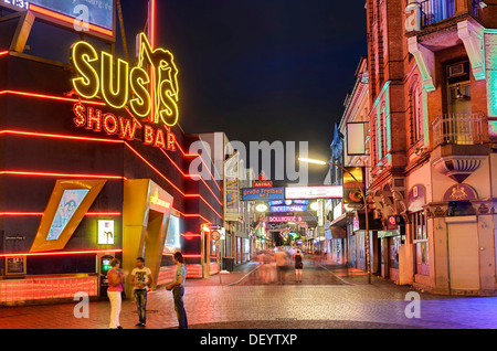 Grosse Freiheit, street nel St. Pauli district, Amburgo Foto Stock