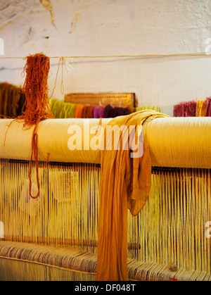 Filettature marocchina e la produzione di materiale di Rabat, Marocco, Africa Foto Stock