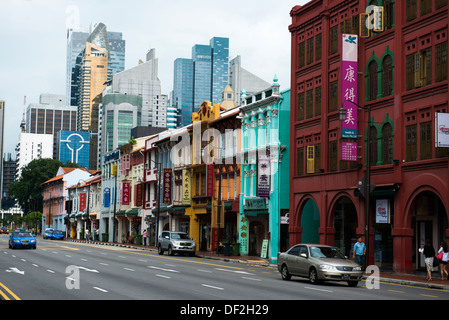 Bellissimi gli edifici colorati in Singapore Chinatown. Foto Stock
