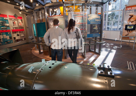 Display in Bradbury Science Museum di Los Alamos, Nuovo Messico. Foto Stock