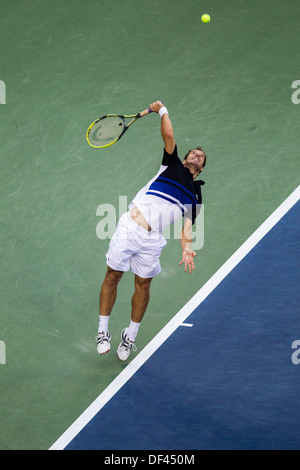 Richard Gasquet (FRA) competere in semifinale al 2013 US Open Tennis Championships Foto Stock