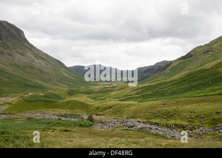 La valle di Mickleden (Mickledon) nel distretto del Lago Foto Stock