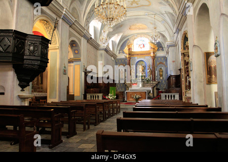 Interno della chiesa dell'Annunciazione a Place Gaffory, nel centro storico di Corte Foto Stock