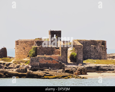 Rovine sulla piccola isola a Essaouira, Marocco, Africa Foto Stock