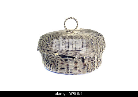 Vintage metallo argento jewelery box isolati su sfondo bianco Foto Stock