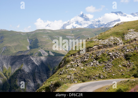 Route du Col de Sarenne Alpes d'Huez Alp Huez Isere Rodano Alpi Francia Foto Stock