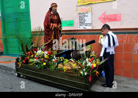 Via Crucis - Pasqua in Ntra Sra del Rosario nella cattedrale di GIRARDOTA - Dipartimento di Antioquia. COLOMBIA Foto Stock