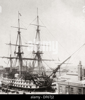 HMS Victory, Lord Nelson nave ammiraglia, in drydock a Portsmouth Inghilterra nel 1922 per il restauro Foto Stock