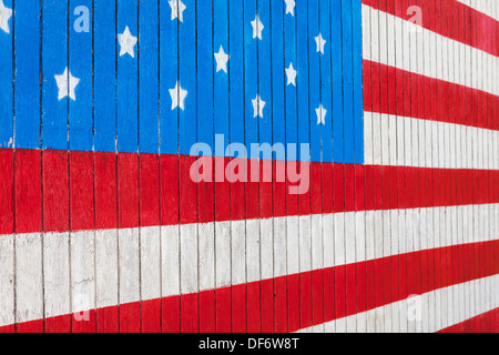 Bandiera americana sul lato del granaio, Washington Foto Stock