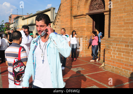 Pasqua in Ntra Sra del Rosario nella cattedrale di GIRARDOTA - Dipartimento di Antioquia. COLOMBIA Foto Stock