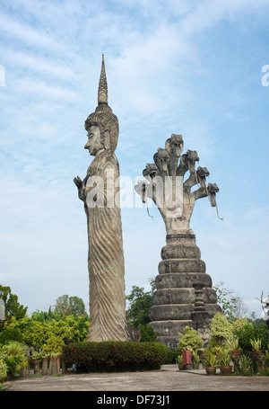 Sala Kaew Ku (aka Sala Keoku) sculpture park in Nong Khai, Thailandia. Foto Stock