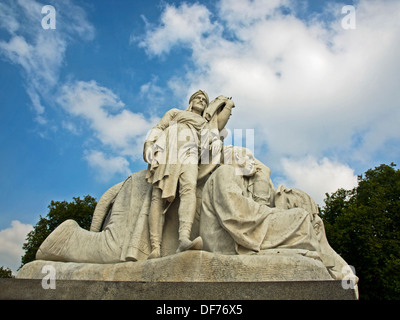 Il 'Asia' gruppo di sculture allegoriche di Albert Memorial, i giardini di Kensington, London, England, Regno Unito Foto Stock