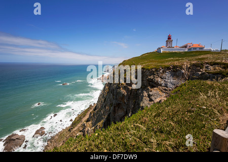 Cabo da Roca lighthouse, Costa Atlantica, Cabo da Roca, Colares, distretto di Lisbona, Portogallo Foto Stock