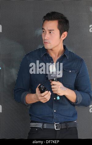 Taipei Cinese. Il 28 settembre, 2013. Attore cinese Joseph Chang assiste l'attività commerciale di Taipei, Cina sabato settembre 28, 2013. © TopPhoto/Alamy Live News Foto Stock