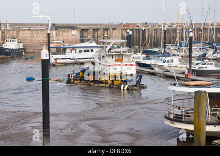 Watchet una piccola città nel nord Somerset costa. Watchet Harbour Foto Stock