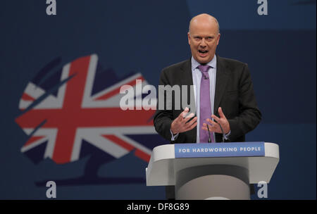 CHRIS GRAYLING MP IL SEGRETARIO DI STATO PER LA GIUSTIZIA IL 30 SETTEMBRE 2013 Manchester Central Manchester Inghilterra England Foto Stock