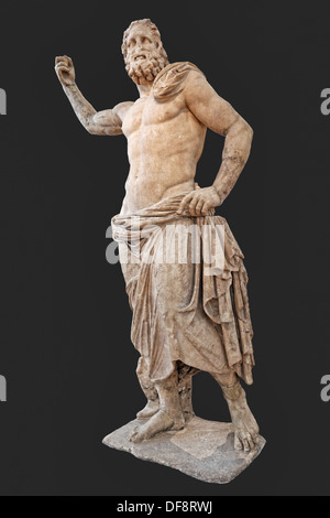 Statua in marmo di Poseidone (125-100 a.C.) in Museo Nazionale, Grecia Foto Stock