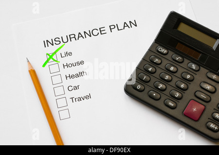 Piano assicurativo spessa schema casella con una crocetta sulla vita Foto Stock