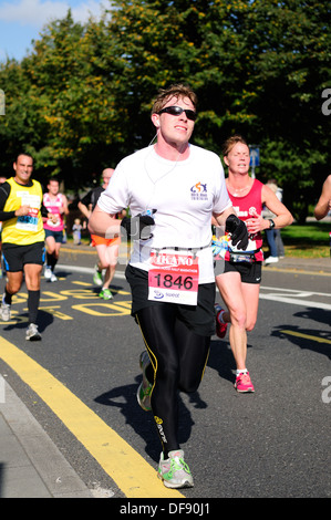 Il Nottingham Robin Hood Marathon 2013. Foto Stock