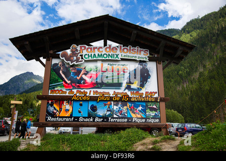 Ingresso segno per il Parc de loisirs, Chamonix Leisure Park, Chamonix, sulle Alpi francesi Foto Stock