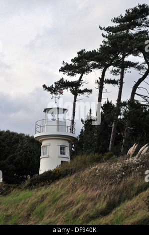 Luce di leader presso la foce del fiume Beaulieu, Lepe, Hampshire, Regno Unito. Foto Stock