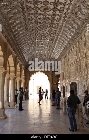 Sheesh Mahal o Palazzo degli specchi, Ambra Fort, Jaipur, Rajasthan, India, Asia Foto Stock