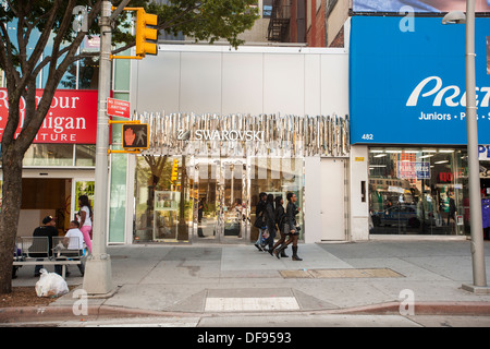 Swarovski gioiellerie nel centro di Brooklyn a New York Foto Stock