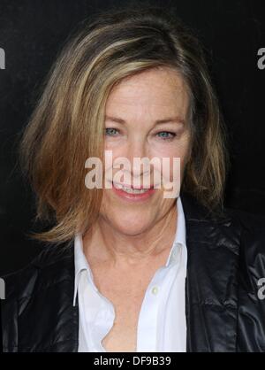 Los Angeles, CA. Il 30 settembre, 2013. Caterina O'Hara presso gli arrivi per il capitano PHILLIPS Premiere, La Academy of Motion Pictures Arts and Sciences (AMPAS), Los Angeles, CA il 30 settembre 2013. © Dee Cercone/Everett raccolta/Alamy Live News Foto Stock