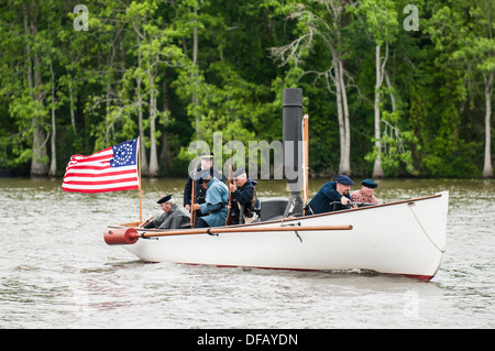 Thunder su di Roanoke Guerra civile americana rievocazione storica Albemarle ram marina in barca la battaglia navale di Plymouth, North Carolina, Stati Uniti d'America. Foto Stock