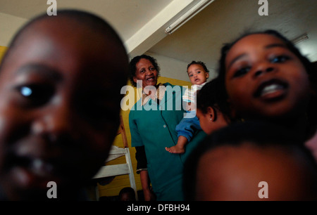 Rosie Zuma che corre la creche Othandweni in Durban città interna, 20 agosto 2008. Rogan Ward Foto Stock