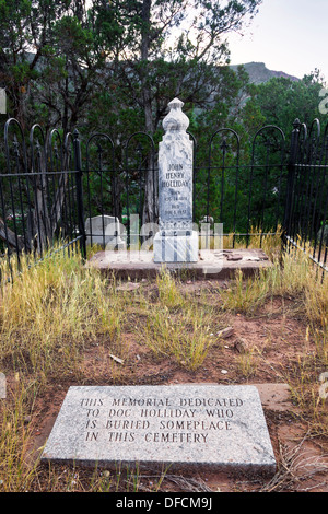 Tomba di Doc Holliday, gunfighter, a Glenwood Springs, Colorado, STATI UNITI D'AMERICA Foto Stock