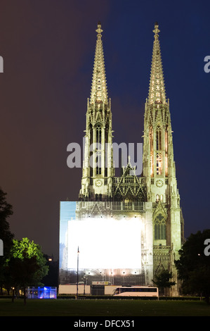 Churchis votiva di un neo-gotica si trova a Vienna, in Austria Foto Stock