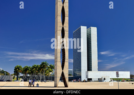 Il Brasile, Brasilia: Vista al Congresso Nazionale edificio dei tre poteri Square Foto Stock