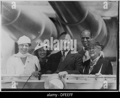 Franklin D. Roosevelt, Eleanor Roosevelt, Sara Delano Roosevelt, e il sig. e la Sig.ra James Roosevelt in New York City... 197052 Foto Stock