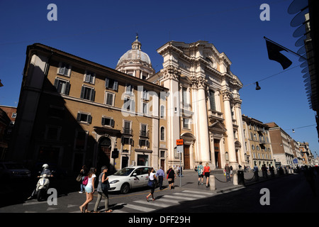Italia, Roma, via del corso, chiesa dei Santi Ambrogio e Carlo al corso Foto Stock