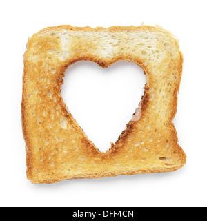 Tostate fette di pane bianco con foro forma di cuore, su sfondo bianco con ombra Foto Stock