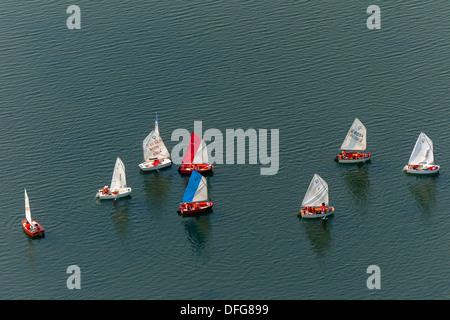 Vista aerea, scuola di vela sul lago Kemnade, Bochum Ruhr, Nord Reno-Westfalia, Germania Foto Stock