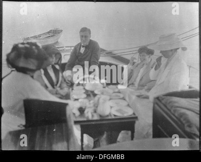 Roosevelt con Eleanor Roosevelt, Sara Delano Roosevelt, Laura Delano e la Signora Henry de Rham a Campobello 196105 Foto Stock