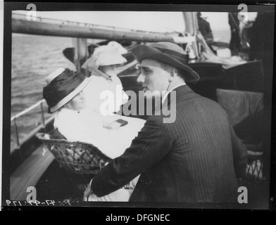 Roosevelt con Sara Delano Roosevelt e Laura F. Delano a Cambobello 196736 Foto Stock